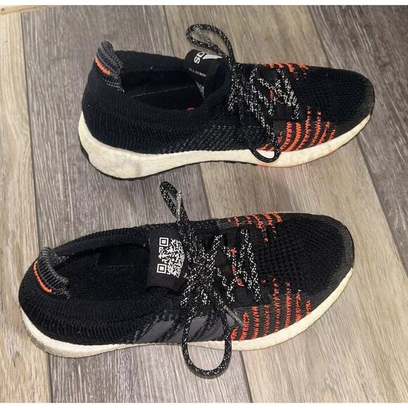 Adidas Pulseboost HD EE4030 Youth US Size 5 Knit Black Orange Sneaker Shoes - Picture 2 of 10